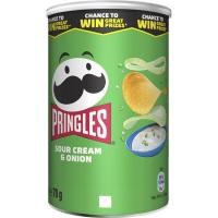 Aperitivo sour cream PRINGLES, lata 70 g