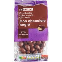 Cacahuetes con chocolate negro EROSKI, bolsa 150 g